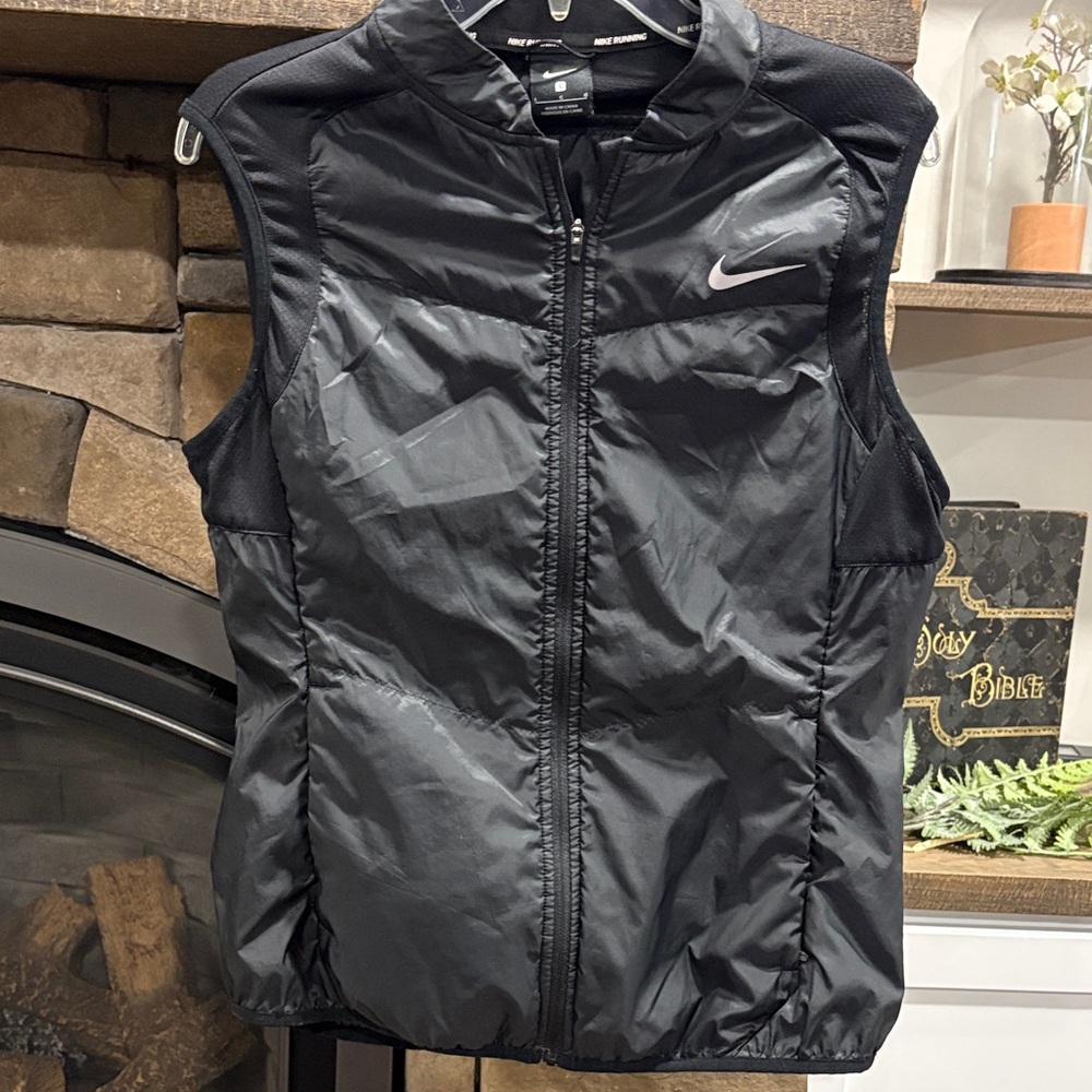 Nike running lightweight vest